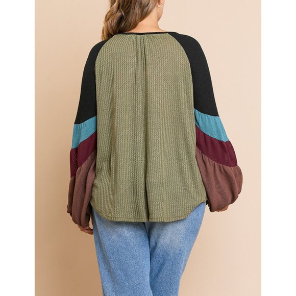 Colorblock Puff Waffle Plus Size Top {Umgee USA} - Picture 4 of 5